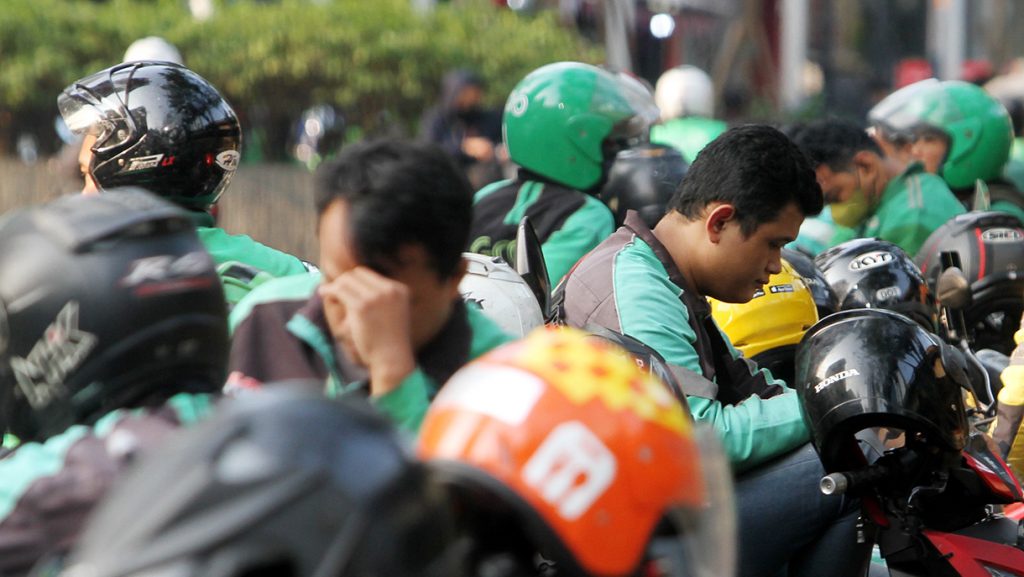 Krisis Ojol: Ketika Driver dan Konsumen Saling Menyalahkan, Sementara Platform Cuci Tangan